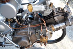 MOTO GUZZI CARDELLINO TESTA FANTINO 4 Tempi prepar