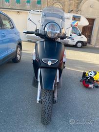 Scarabeo 300s