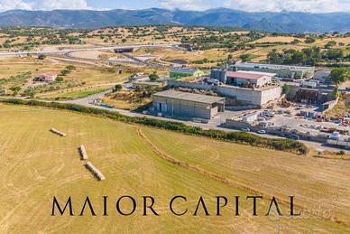 Oschiri | Capannone industriale con ufficio e cant