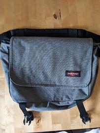 Borsa  Eastpack Messenger grigia