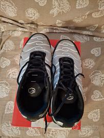 scarpe  tn 