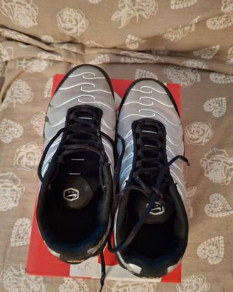 scarpe  tn 