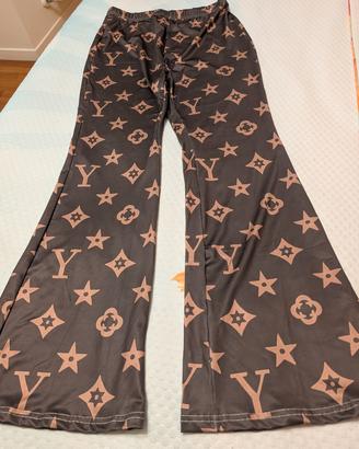 Pantaloni 