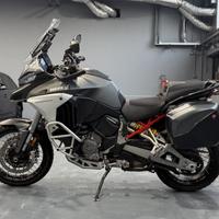 Ducati Multistrada V4 S Travel & Radar