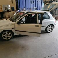 Renault Clio 1.8 16v