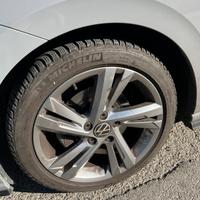 Cerchi e gomme per golf 8 rline