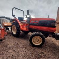 Trattore agricolo kubota
