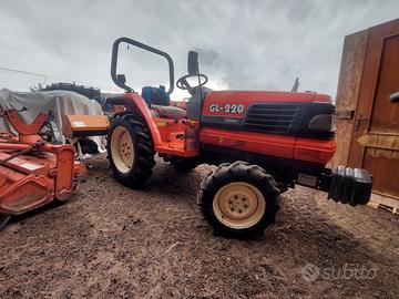 Trattore agricolo kubota