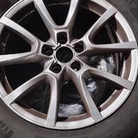 cerchi e gomme Audi 235/60r18