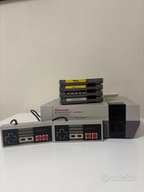 Console NES Nintendo (Mattel Version) + 4 Giochi