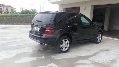 ML 320 SPORT  4 matic