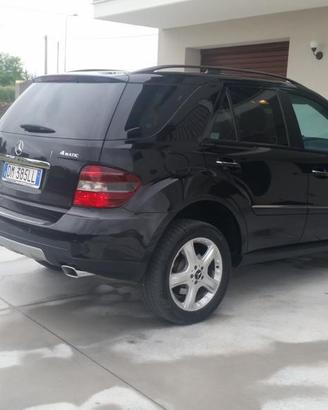 ML 320 SPORT  4 matic