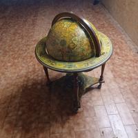 mappamondo porta bottiglie 