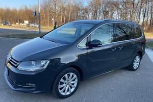 Volkswagen Sharan 2.0 TDI 140CV *Automatik*Navi*Pe