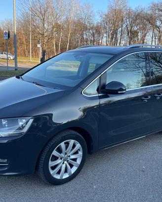 Volkswagen Sharan 2.0 TDI 140CV *Automatik*Navi*Pe