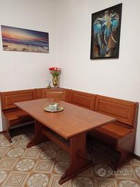 Tavolo piu panca ad angolo 