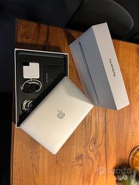 MACBOOK PRO 13” i5 256 mb