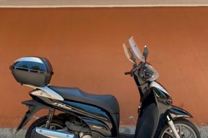 HONDA SH300 2010 - 2100€