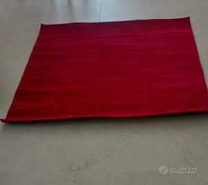 Tappeto rosso arredo casa 