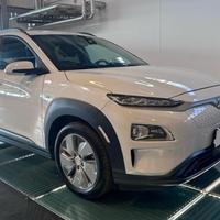 HYUNDAI Kona EV 64 kWh Exellence+