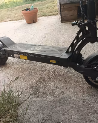 monopattino Yume Hawk Pro 