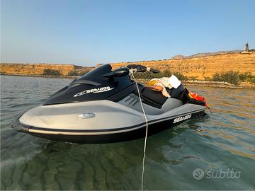 Seadoo RXT-X 255(3 posti) moto d'acqua jet ski