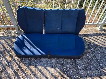 Sedili posteriori punto 188