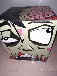 Portabiscotti "mostruoso"