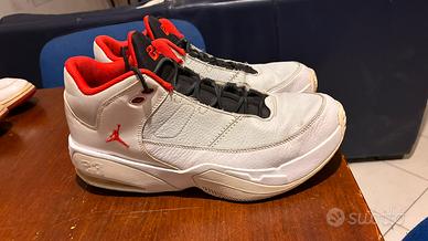 Jordan Max Aura 3 (White/University Red)