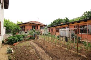 VILLA SINGOLA A BRANDIZZO