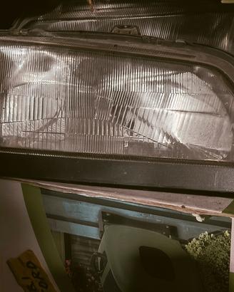 Fanali Peugeot fari 306 1.4 NO AUDI WW ALFA