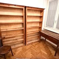 Due Librerie stupende e tanti mobili eleganti