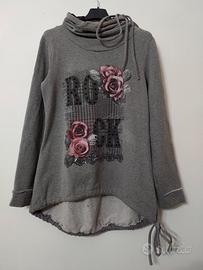 Felpa grigia con cappuccio Zuiki