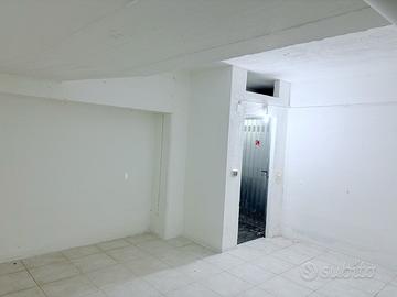 Cantina / Locale deposito 50 m²
