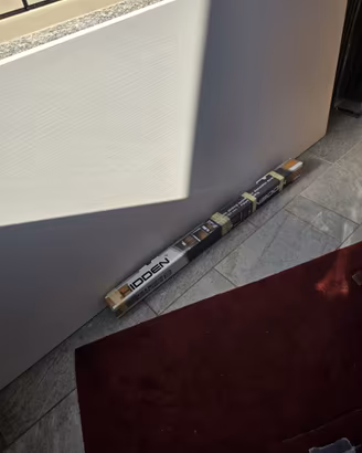SISTEMA INVISIBILE PER PORTA SCORREVOLE 