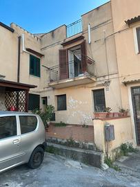 Due appartamenti a Villaciambra