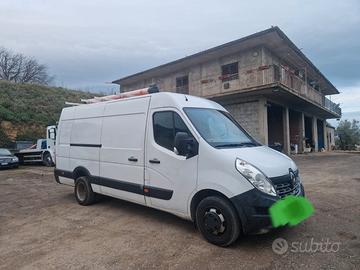 Renault master gemellato