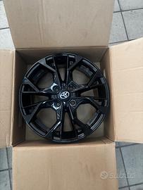 Cerchi nuovi 15 toyota e Renault