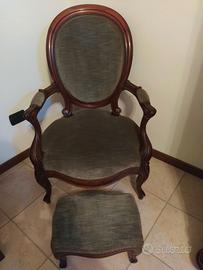 Poltrona a medaglione 