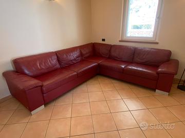 Divano in pelle ad angolo