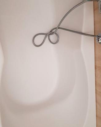 Vasca da Bagno in vetroresina 