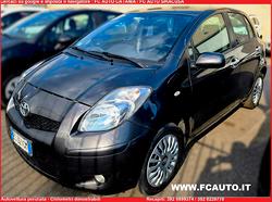 Toyota Yaris 1.3 5P Sol