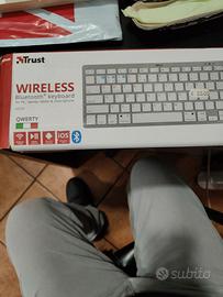 tastiera wireless trust