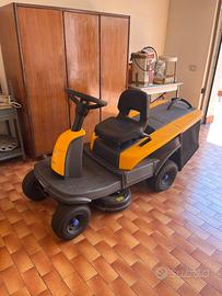 Trattorino tagliaerba Stiga Swift 372e