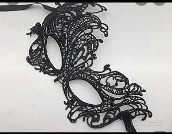 maschera in pizzo 