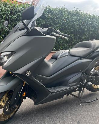 YAMAHA T MAX TECH MAX 560  2020