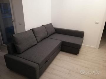 Divano Letto Ikea 4 posti ed isola