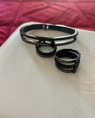 Bracciale e anelli Breil