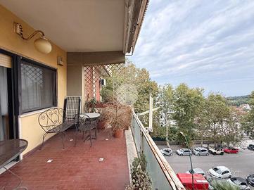 6 LOCALI A NAPOLI