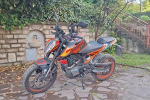 KTM DUKE 125